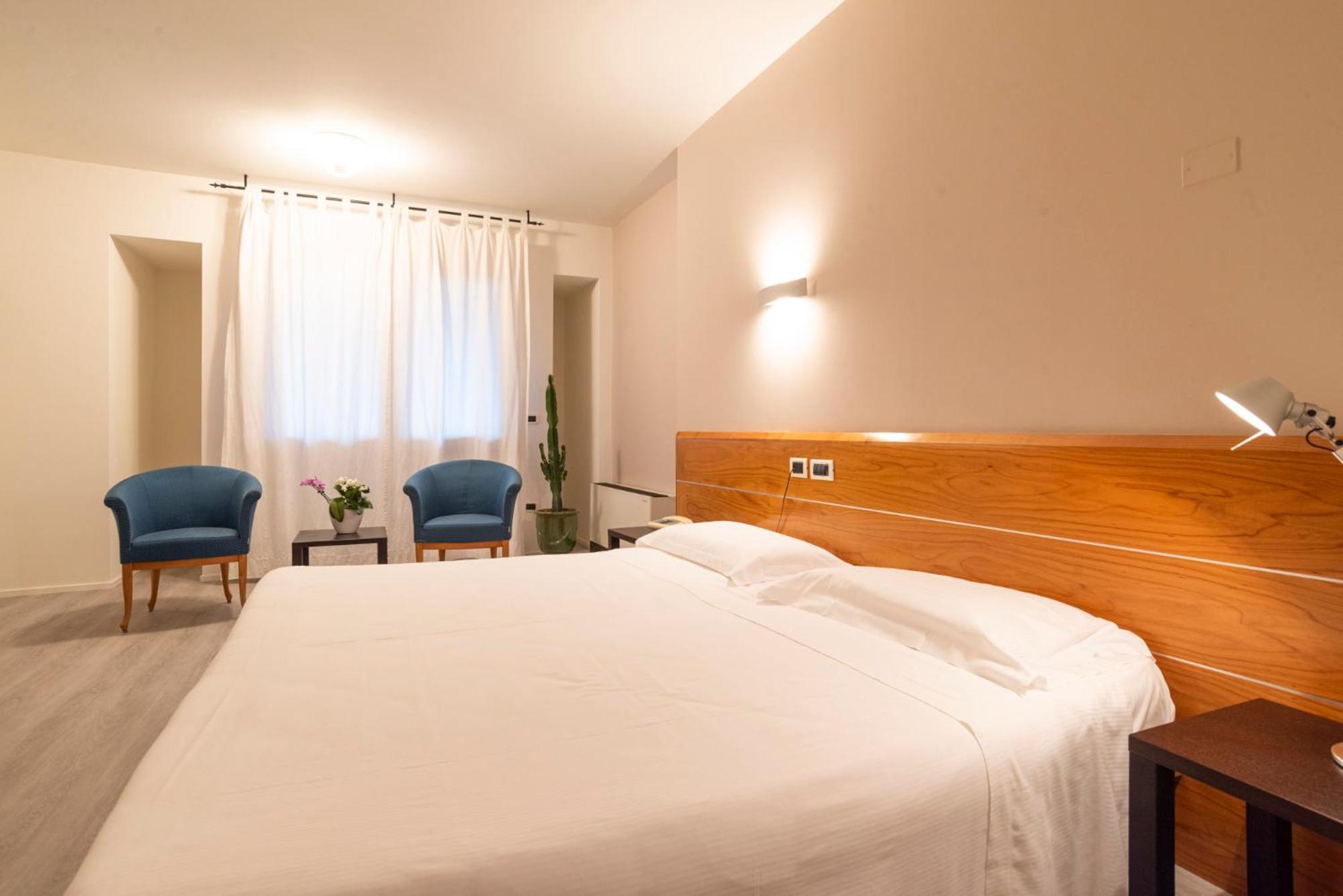 Ca' Delle Rose Hotel Castelfranco Veneto Ngoại thất bức ảnh