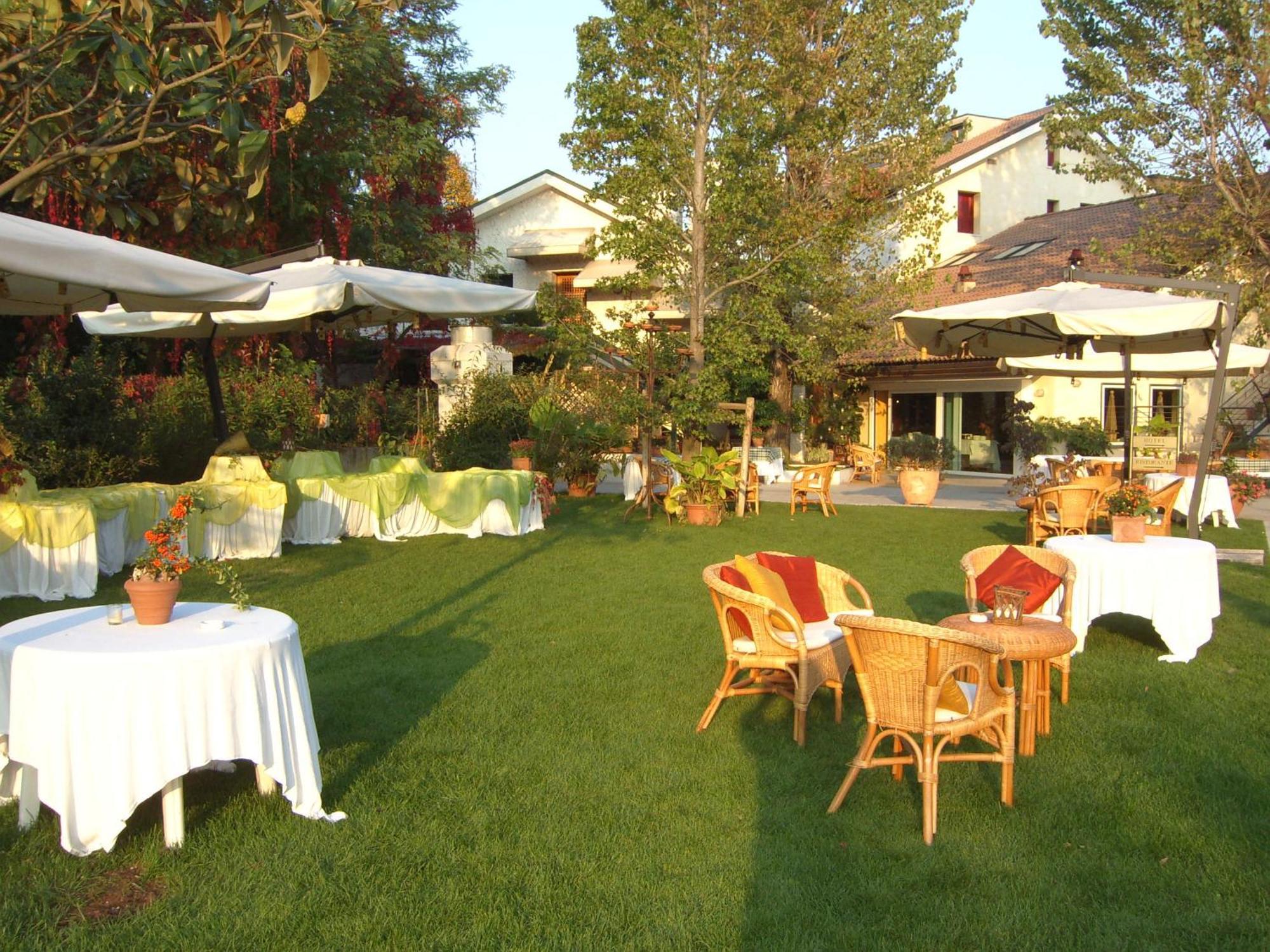 Ca' Delle Rose Hotel Castelfranco Veneto Ngoại thất bức ảnh